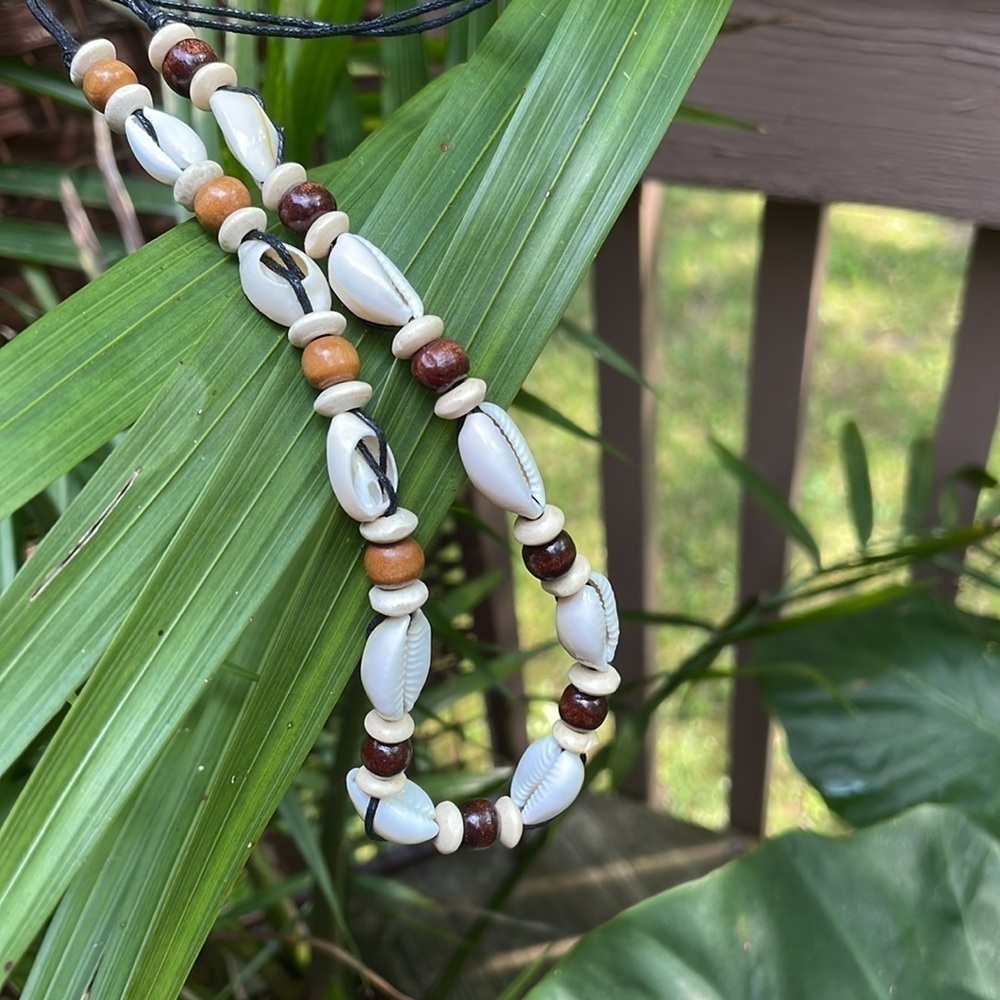 Boho Wooden Shell Beaded Necklace - Picture 13 of 14